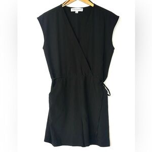 Emma & Michele Black Short Sleeve V-Neck Romper Women's Size M‎